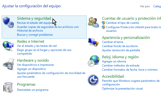 Opción de "Sistema y seguridad" en el Panel de control de Windows