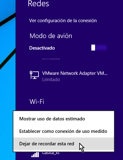 Menú liego de clic derecho en la red para dejar de recordar en cómo eliminar el perfil de una red Wi-Fi en Windows 8