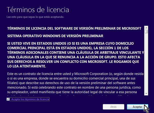 Términos de la licencia y botón para aceptación de la licencia de uso de Windows 10 en cómo descargar e instalar Windows 10 inmediatamente