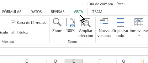 Pestaña Vista del menú principal de Excel en cómo inmovilizar filas y columnas en Excel 2013