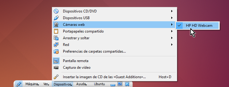 Lista de cámaras web disponibles desde la barra de herramientas en cómo utilizar la cámara web en VirtualBox