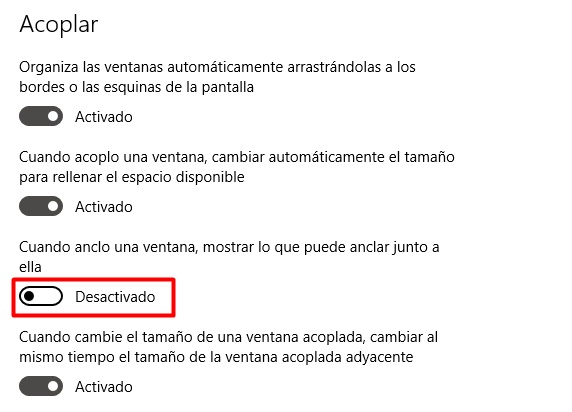 Desactiva la opción Cuando anclo una ventana, mostrar lo que puede anclar junto a ella en multitarea