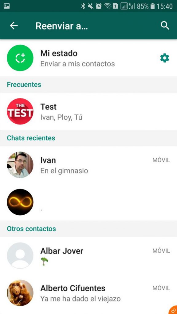 Seleccionar contacto para reenviar mensaje en Whatsapp en Android