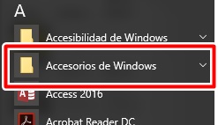 Selecciona Accesorios de windows para encontrar internet explorer